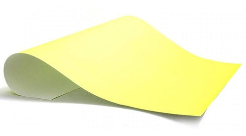 Cartulina escolar amarillo 50cm x 65cm x 25 unidades